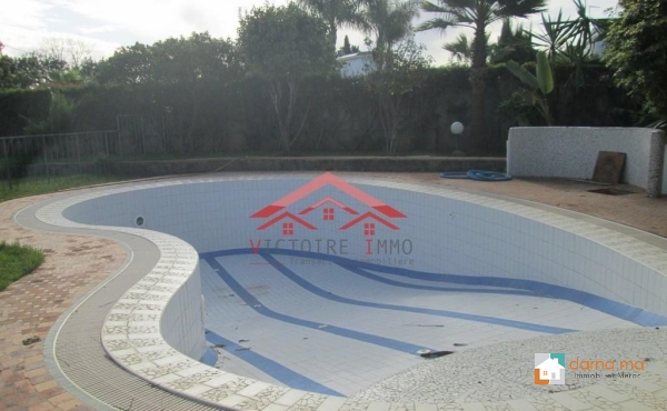 Villa neuf avec piscine en location à Souissi